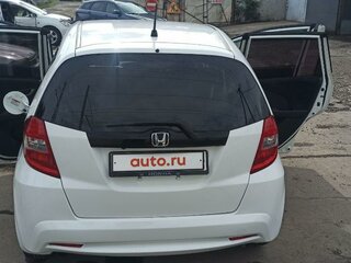 2013 Honda Fit II, белый, 1100000 рублей, вид 4