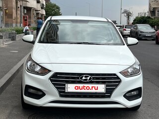 2018 Hyundai Solaris II, белый, 1200000 рублей, вид 2