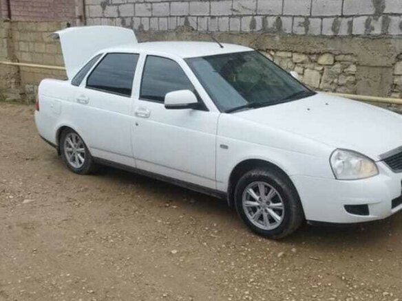 2014 Lada (ВАЗ) Priora I Рестайлинг, белый, 620000 рублей - вид 8