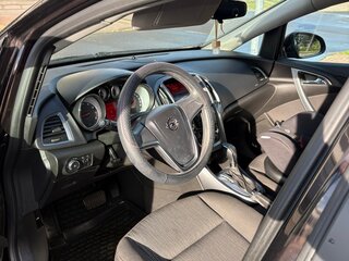 2014 Opel Astra J Рестайлинг, коричневый, 650000 рублей, вид 5