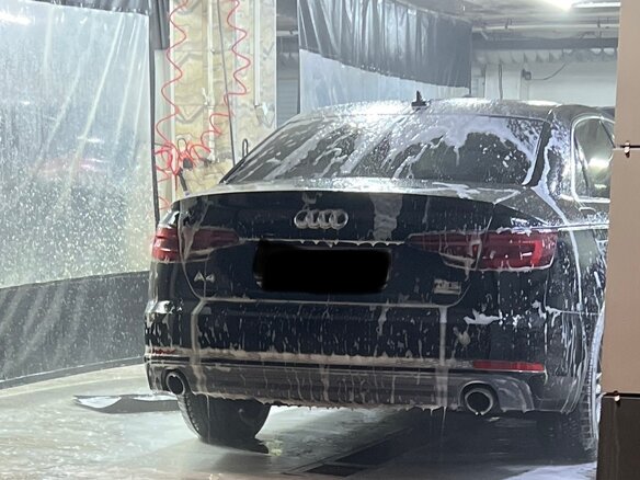 2018 Audi A4 V (B9), чёрный, 3300000 рублей - вид 2