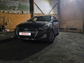 2012 Hyundai Solaris I, серый, 790000 рублей, вид 2