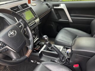 2021 Toyota Land Cruiser Prado 150 Series Рестайлинг 3, белый, 7500000 рублей, вид 3