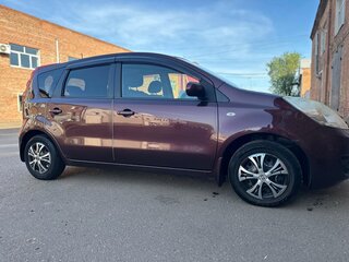2008 Nissan Note I Рестайлинг, красный, 800000 рублей, вид 2