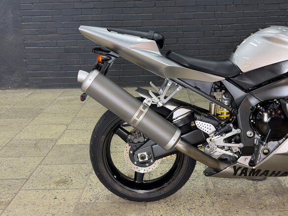 2003 Yamaha YZF-R1, серый, 655000 рублей - вид 14