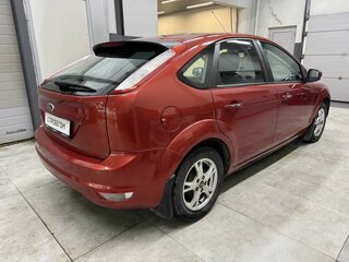 2008 Ford Focus II Рестайлинг, красный, 519000 рублей, вид 4