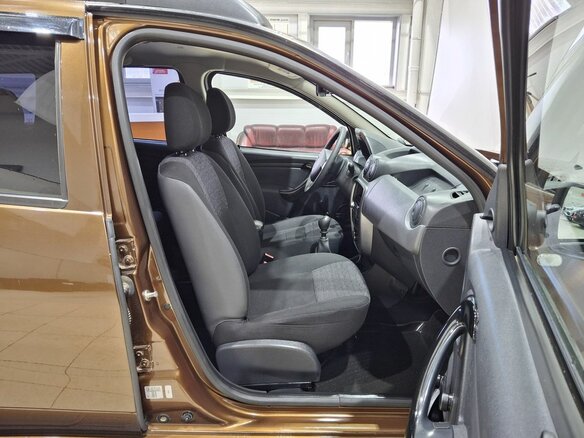 2013 Renault Duster I, коричневый, 890000 рублей - вид 28