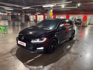 2013 Volkswagen Golf VII, чёрный, 1290000 рублей, вид 1