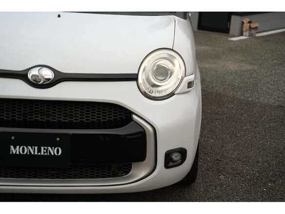 2013 Toyota Sienta I Рестайлинг 2, белый, 694911 рублей - вид 6