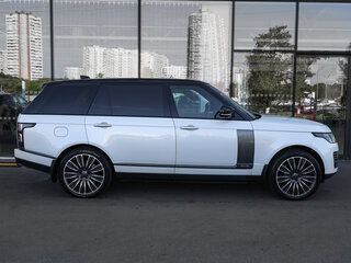 2020 Land Rover Range Rover Long IV Рестайлинг, белый, 7698000 рублей, вид 4