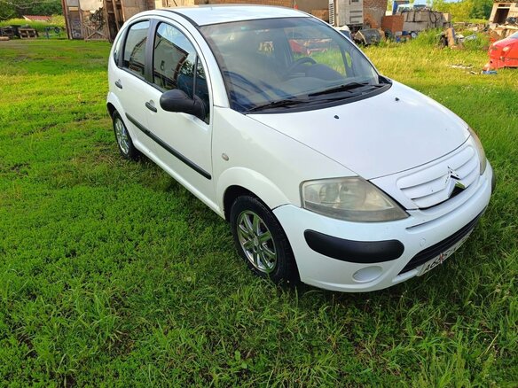 2009 Citroen C3 I Рестайлинг, белый, 290000 рублей - вид 1