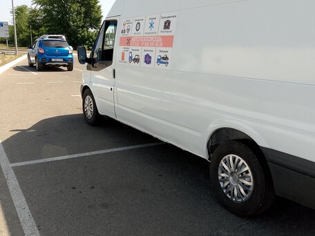 2010 Ford Transit, белый, 1850000 рублей, вид 3
