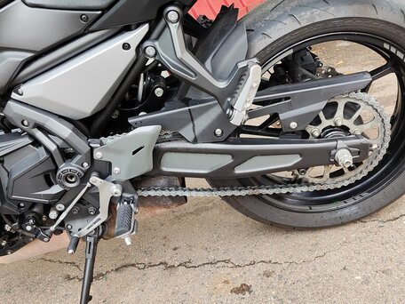 2021 Kawasaki Z 650, чёрный, 790000 рублей, вид 3