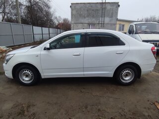 2013 Chevrolet Cobalt II, белый, 850000 рублей, вид 4