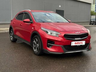 2021 Kia XCeed I, красный, 1759000 рублей, вид 4