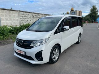 2018 Honda Stepwgn V Рестайлинг, белый, 2440000 рублей, вид 1