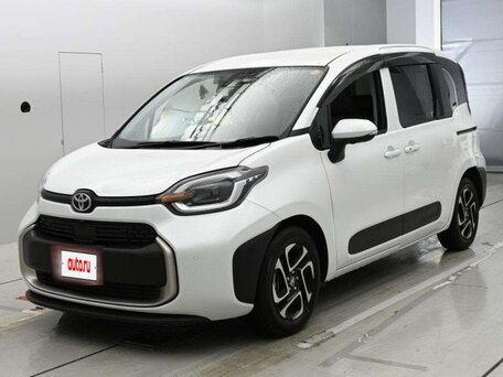 Toyota Sienta III