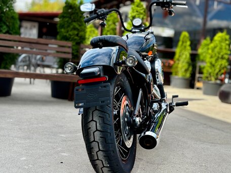2025 Harley-Davidson Street Bob, чёрный, 2690000 рублей, вид 4