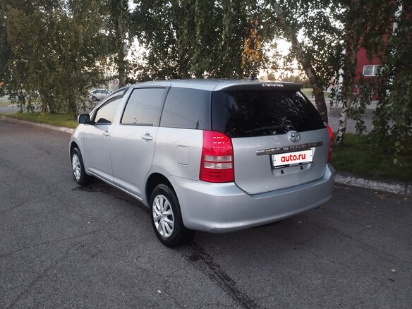 2003 Toyota Wish I, серебристый, 600000 рублей - вид 5