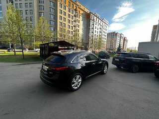 2013 Infiniti QX70, чёрный, 1900000 рублей, вид 2
