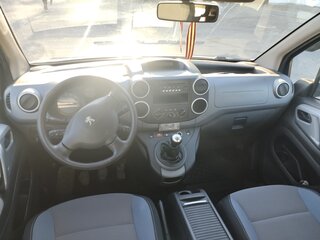 2012 Peugeot Partner II Рестайлинг, серебристый, 1180000 рублей, вид 5