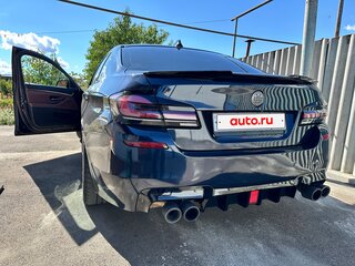 2011 BMW 5 серии 535i xDrive VI (F10/F11/F07), синий, 2500000 рублей, вид 3