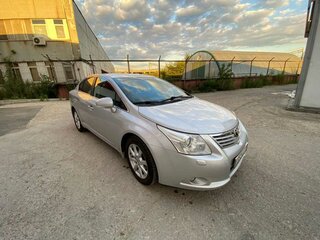 2011 Toyota Avensis III, серебристый, 950000 рублей, вид 3