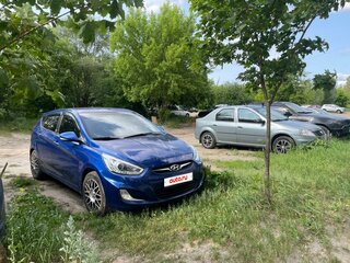 2013 Hyundai Solaris I, синий, 1200000 рублей, вид 2