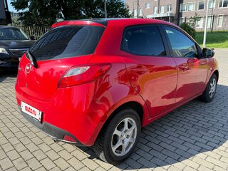 2009 Mazda 2 II (DE), красный, 560000 рублей, вид 5
