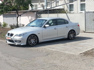 2007 BMW 5 серии 525i V (E60/E61), серебристый, 2770000 рублей, вид 1