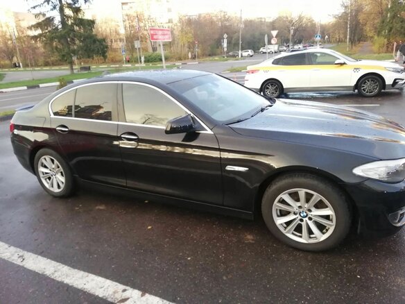 2011 BMW 5 серии 523i VI (F10/F11/F07), чёрный, 1200000 рублей - вид 9