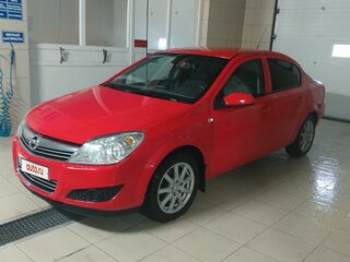 2011 Opel Astra H Рестайлинг, красный, 650000 рублей, вид 1