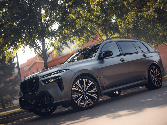 2022 BMW X7 M60i I (G07) Рестайлинг, серый