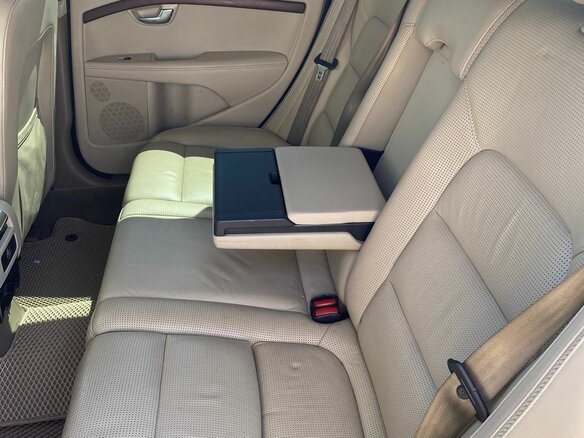 2013 Volvo XC70 II Рестайлинг, белый, 1650000 рублей - вид 11