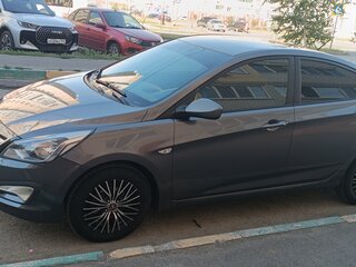 2014 Hyundai Solaris I Рестайлинг, серый, 875000 рублей, вид 5