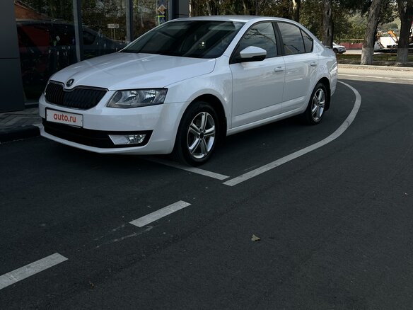2013 Skoda Octavia III (A7), белый, 1200000 рублей - вид 1