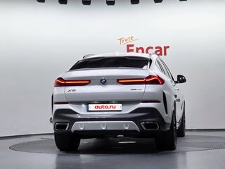 2025 BMW X6 40i III (G06) Рестайлинг, белый, 12500000 рублей, вид 4
