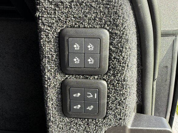 2021 Land Rover Range Rover IV Рестайлинг, белый, 12999000 рублей - вид 8