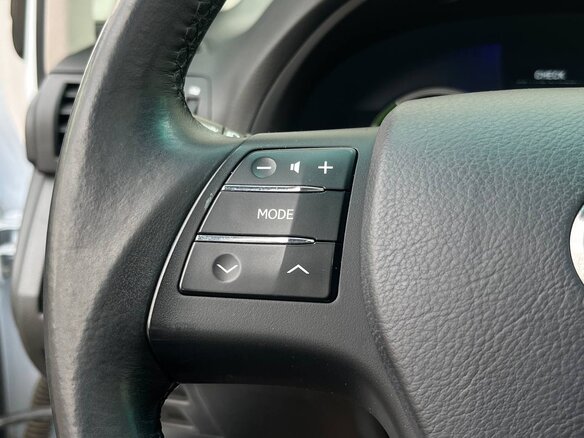 2010 Lexus RX 450h III, белый, 2800000 рублей - вид 12