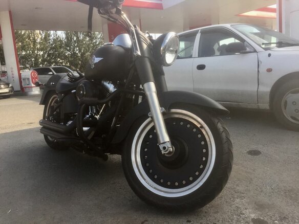 2010 Harley-Davidson Fat Boy, чёрный - вид 2