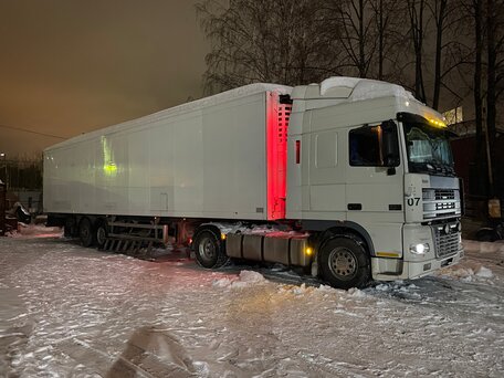 2003 Schmitz Cargobull SKO, белый, 1300000 рублей, вид 3