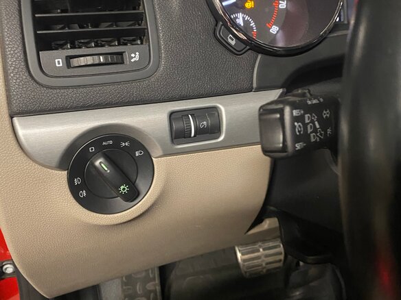 2013 Skoda Yeti I, красный, 1200000 рублей - вид 25