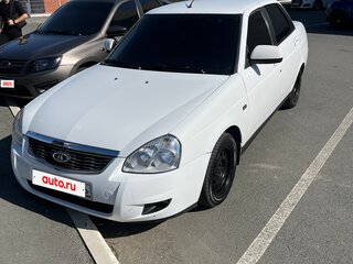 2015 Lada (ВАЗ) Priora I Рестайлинг, белый, 420000 рублей, вид 2