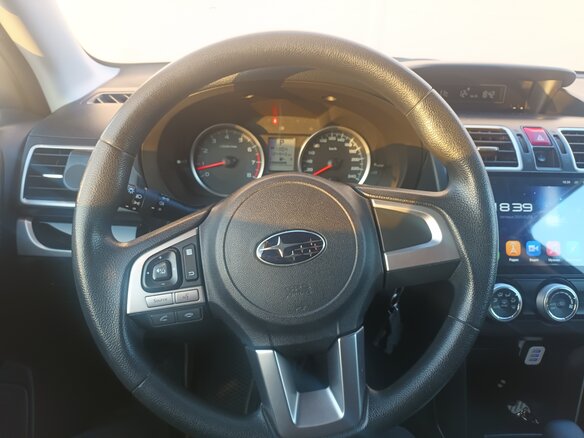 2017 Subaru Forester IV Рестайлинг 2, серый, 2135000 рублей - вид 9