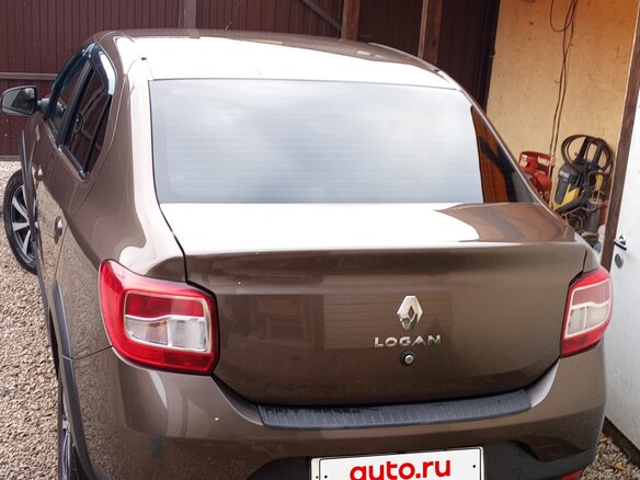 2019 Renault Logan Stepway II Рестайлинг, коричневый, 1150000 рублей