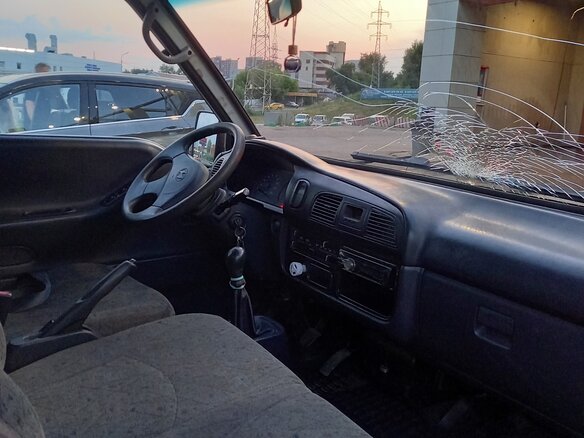 2006 Hyundai Porter, белый, 480000 рублей - вид 9