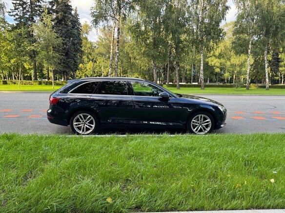 2017 Audi A4 V (B9), синий, 2999999 рублей