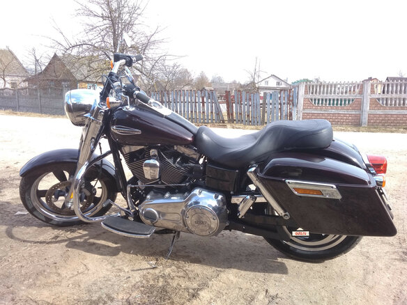 2013 Harley-Davidson Dyna Switchback, чёрный, 1110425 рублей - вид 3