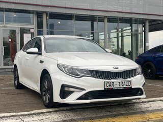 2019 Kia Optima IV Рестайлинг, белый, 1420000 рублей, вид 4