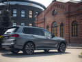 2022 BMW X7 M60i I (G07) Рестайлинг, серый - вид 2
